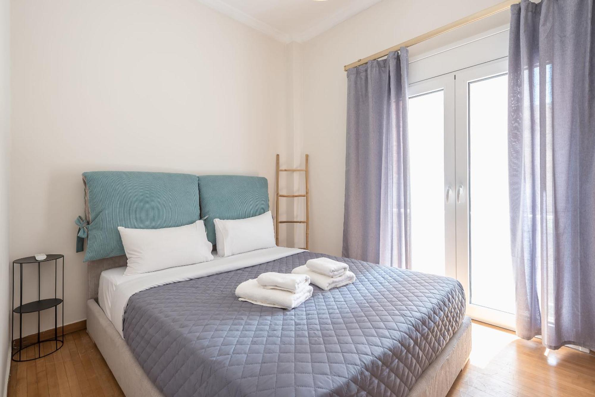 Appartement Stylish 2 Bd Urban Retreat Near Panormou Metro à Athènes Extérieur photo